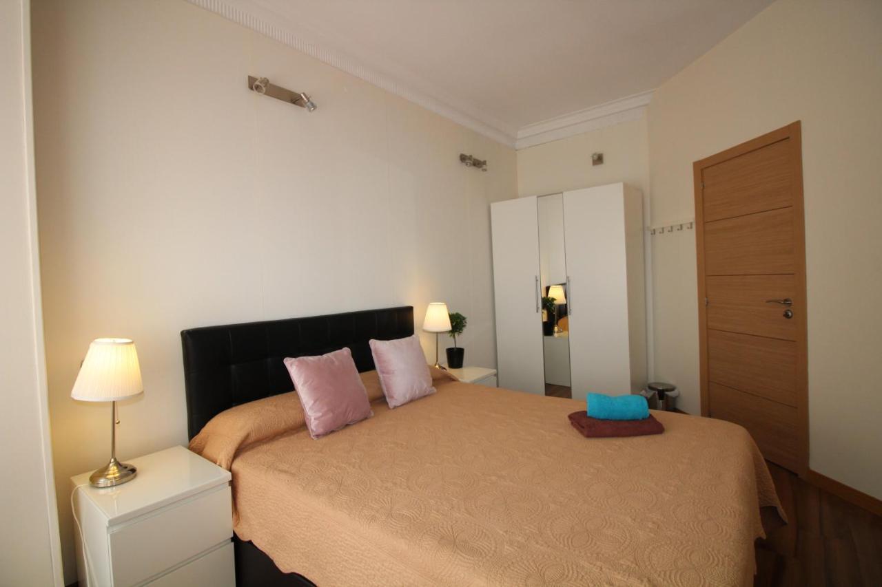 Habitaciones Luminosas Барселона Экстерьер фото